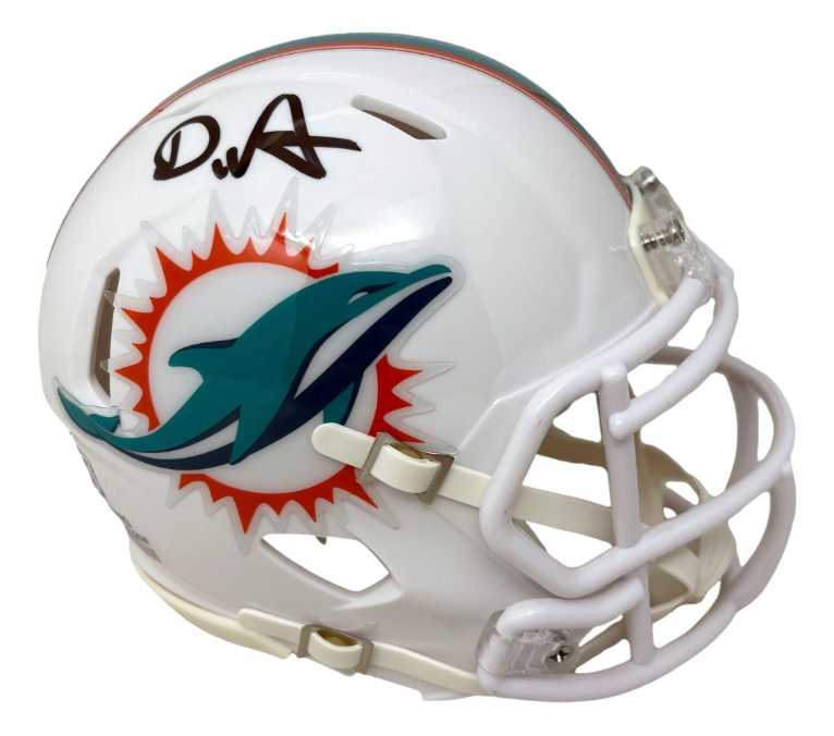 De'Von Achane Signed Dolphins Speed Mini Helmet - Beckett