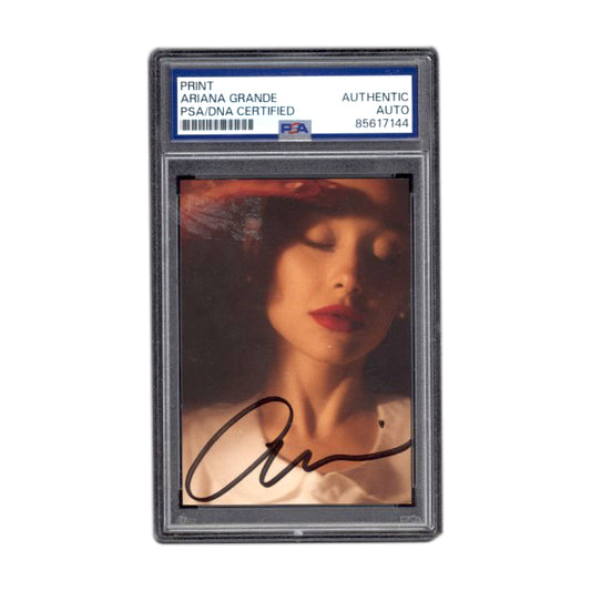 Ariana Grande Cover Print PSA/DNA Certified Authentic Autograph